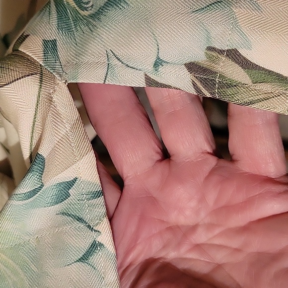 Tommy Bahama Womens L Blouse - Picture 6 of 7